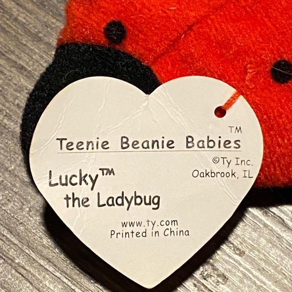 Lucky the Ladybug Teenie Beanie Baby 1999 - Picture 5 of 7